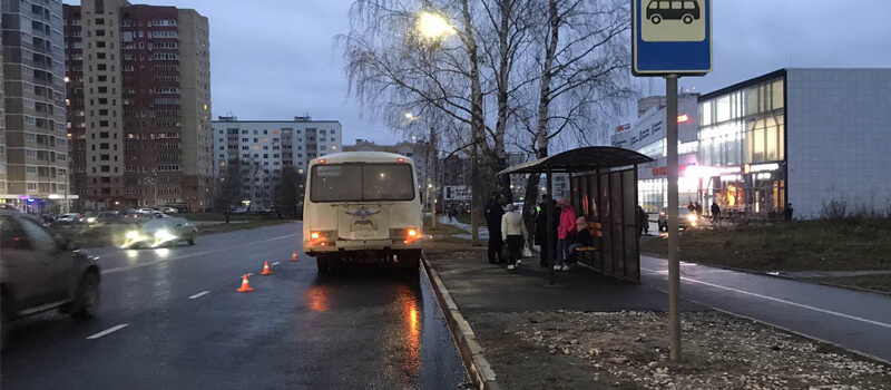 В Коврове пенсионерка скончалась, упав под колеса маршрутки