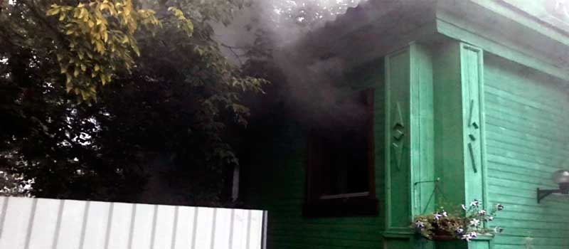 В Коврове в частном жилом доме вспыхнул пожар