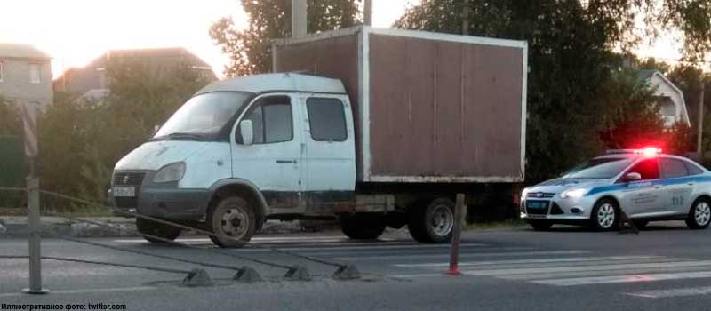 Пьяный экспедитор напал на сотрудницу ГИБДД из-за протокола за неправильную парковку