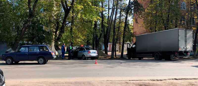 Неудачно сдал назад