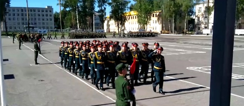 Парад Победы в воинской части 