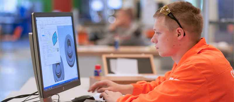 Сотрудник АО «КЭМЗ» в составе сборной Ростеха примет участие в WorldSkills Hi-Tech
