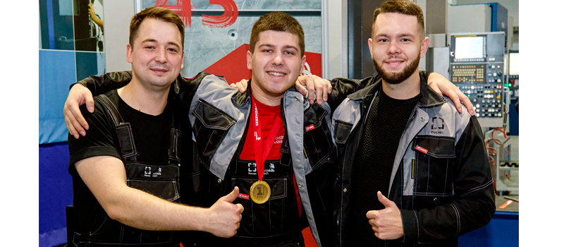 «Золото» WorldSkills Hi-Tech-2021 – у сотрудника Ковровского электромеханического завода