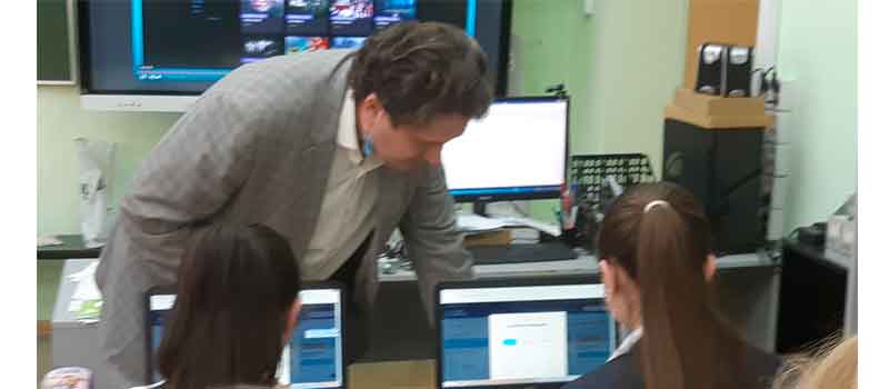 Ковровские школьники узнали о разработке игр на «Уроке цифры»