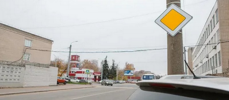 Восстановлена схема движения транспорта на перекрестке ул.Социалистической с ул.Муромской