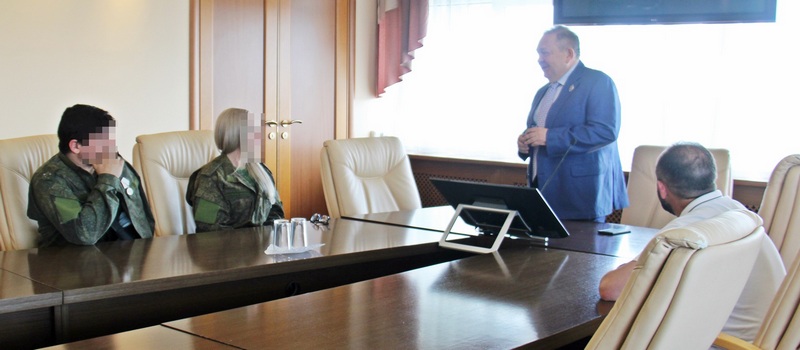 Владимирских медиков-добровольцев наградили Почётным знаком Губернатора «Честь и доблесть»