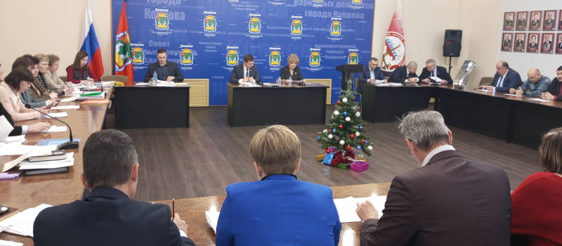 Депутаты рассмотрели финансирование социальной сферы и подбирали участки для Аллеи Славы