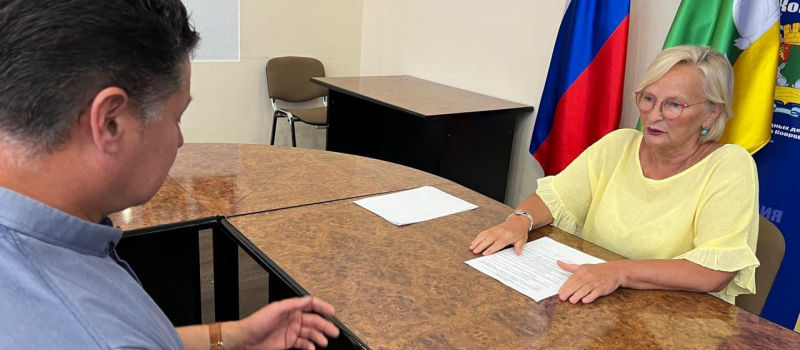 Людмила Никитина провела депутатский прием граждан в Коврове