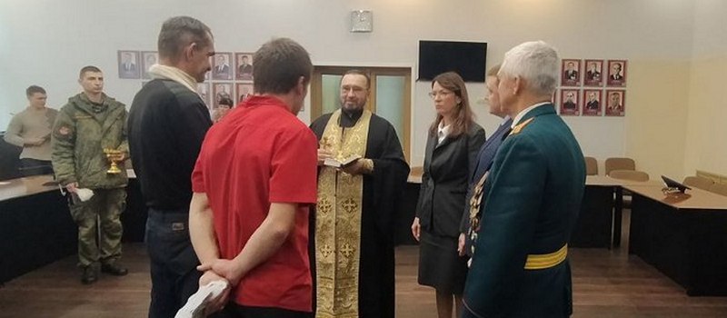 В Коврове торжественно проводили добровольцев в зону СВО