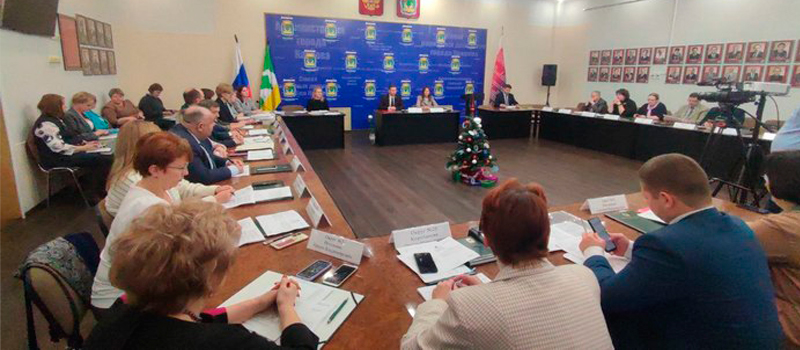 Проект бюджета на 2025 год и плановый период 2026 - 2027 гг. принят в первом чтении