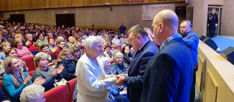 Торжественный концерт в ДК «Современник», посвященный Международному женскому дню