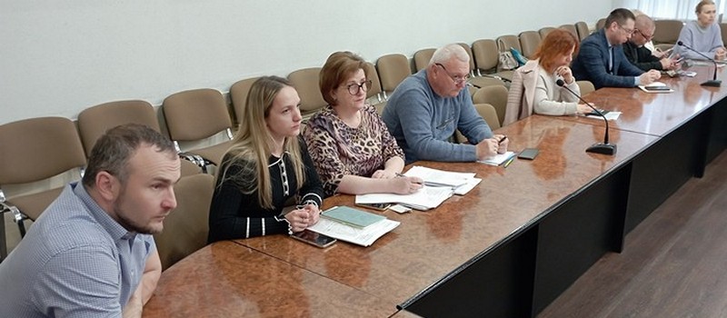 Коммунальщиков поблагодарили за подготовку ко Дню Победы