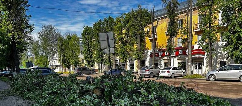 На улице Чернышевского ремонтируют дорогу