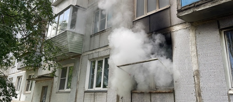 Пожар в многоквартирном доме на улице Долинная