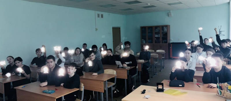 В Коврове со школьниками провели мастер-классы по изготовлению световозвращающих брелоков
