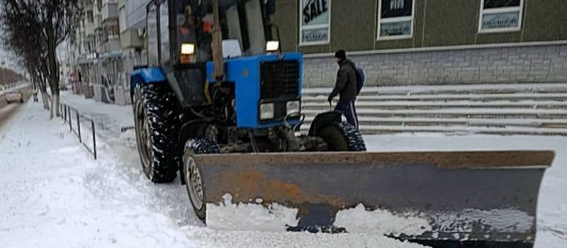 Уборка улиц, остановок и установка дорожных знаков в Коврове 23 декабря