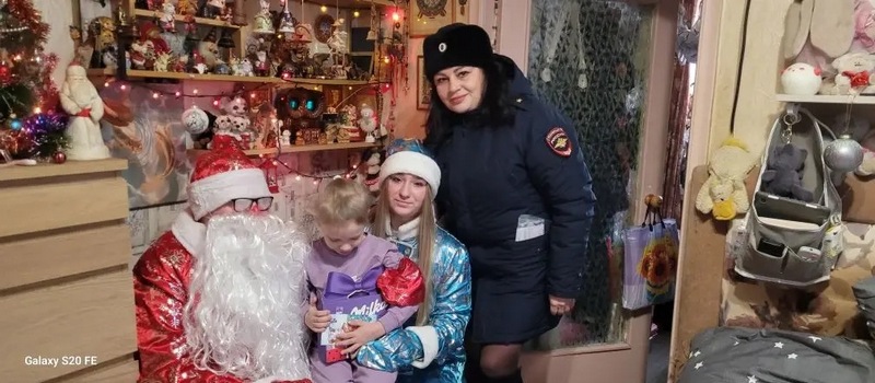 Ковровчане приняли участие в благотворительной Всероссийской акции «Полицейский Дед Мороз».