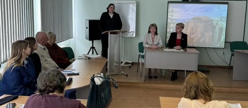Ковровским педагогам рассказали о работе по выявлению склонных к деструктивному поведению
