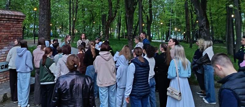 В Коврове провели Международный день музеев, а Ночь Музеев - в историческом некрополе 