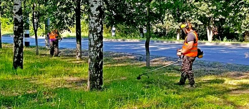 На улице Свердлова - ямочный ремонт, на проспекте Мира - установка знаков 